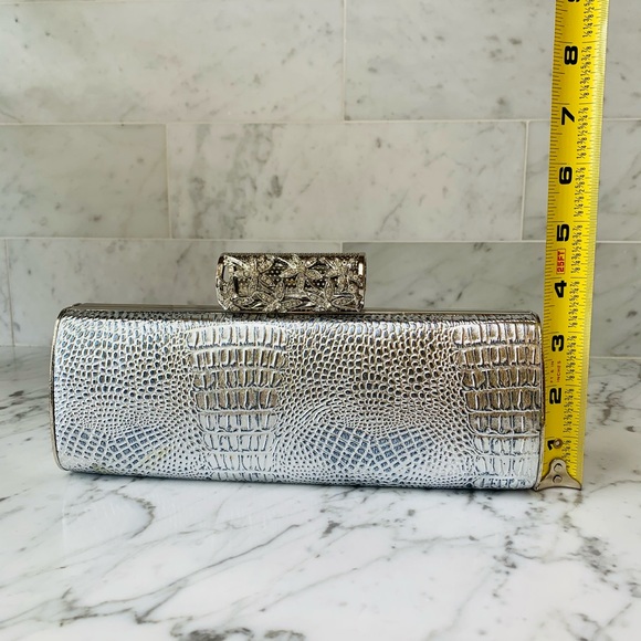 Silver Crocodile Diamond Clutch - Picture 11 of 12